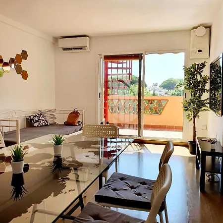 Reserva Seaviews Penthouse Apartment *